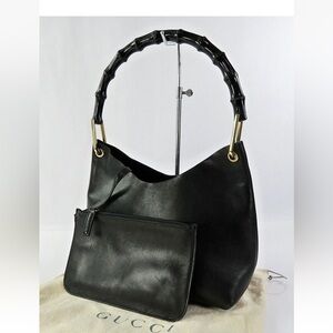 Gucci Black Leather Women's Bag Set with dust bag